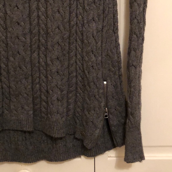 Sweater - Picture 2 of 3